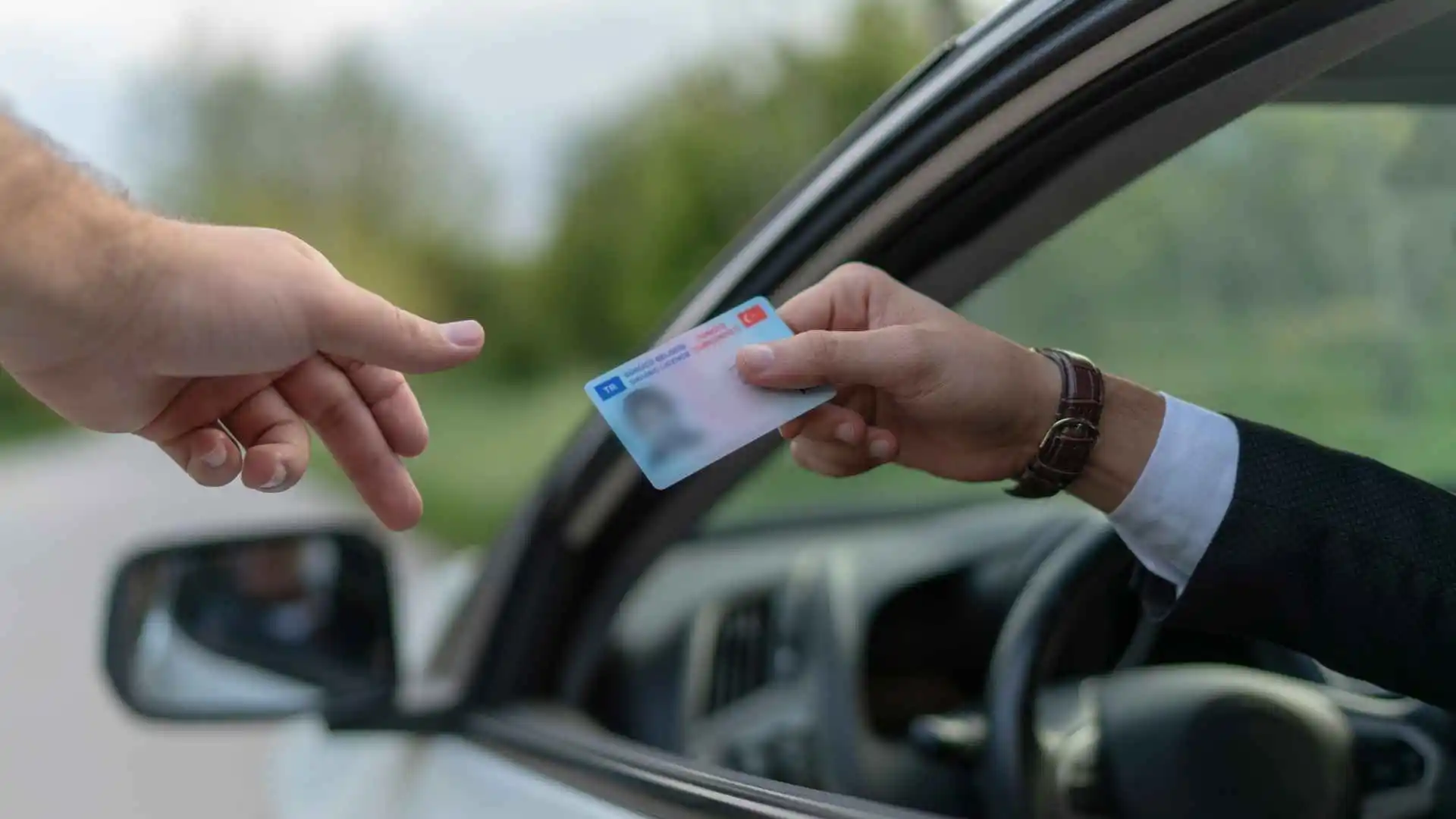 How to Renew Your Driving Licence in Dubai